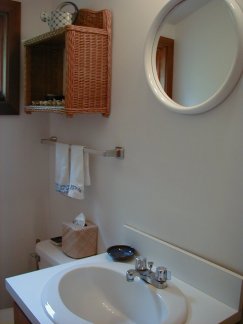 marthas vineyard summer cottage